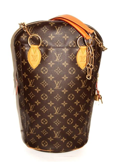 louis vuitton boxing bag price|Louis Vuitton x Karl Lagerfeld Iconoclast Punching Bag.